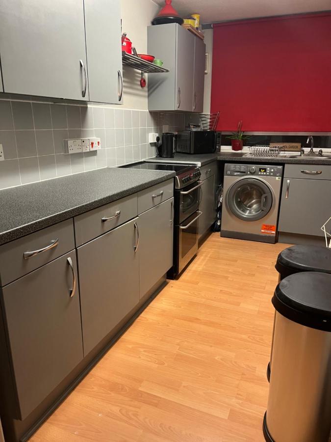 1 Bedroom Garden Flat Zone 2 London Luaran gambar