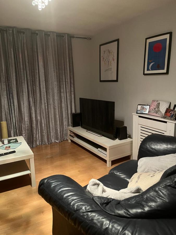 1 Bedroom Garden Flat Zone 2 London Luaran gambar