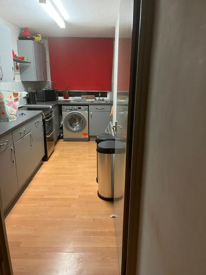 1 Bedroom Garden Flat Zone 2 London Luaran gambar